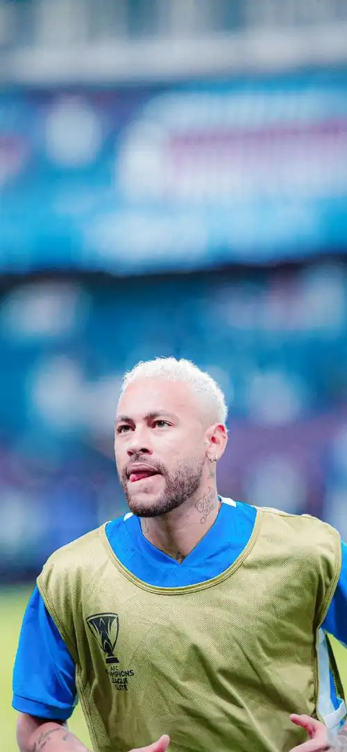 而如今已突 而如今已突