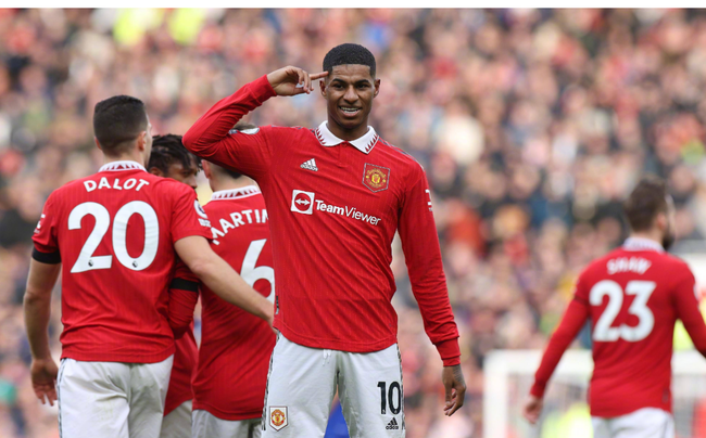 尴尬的五连 尴尬的五连