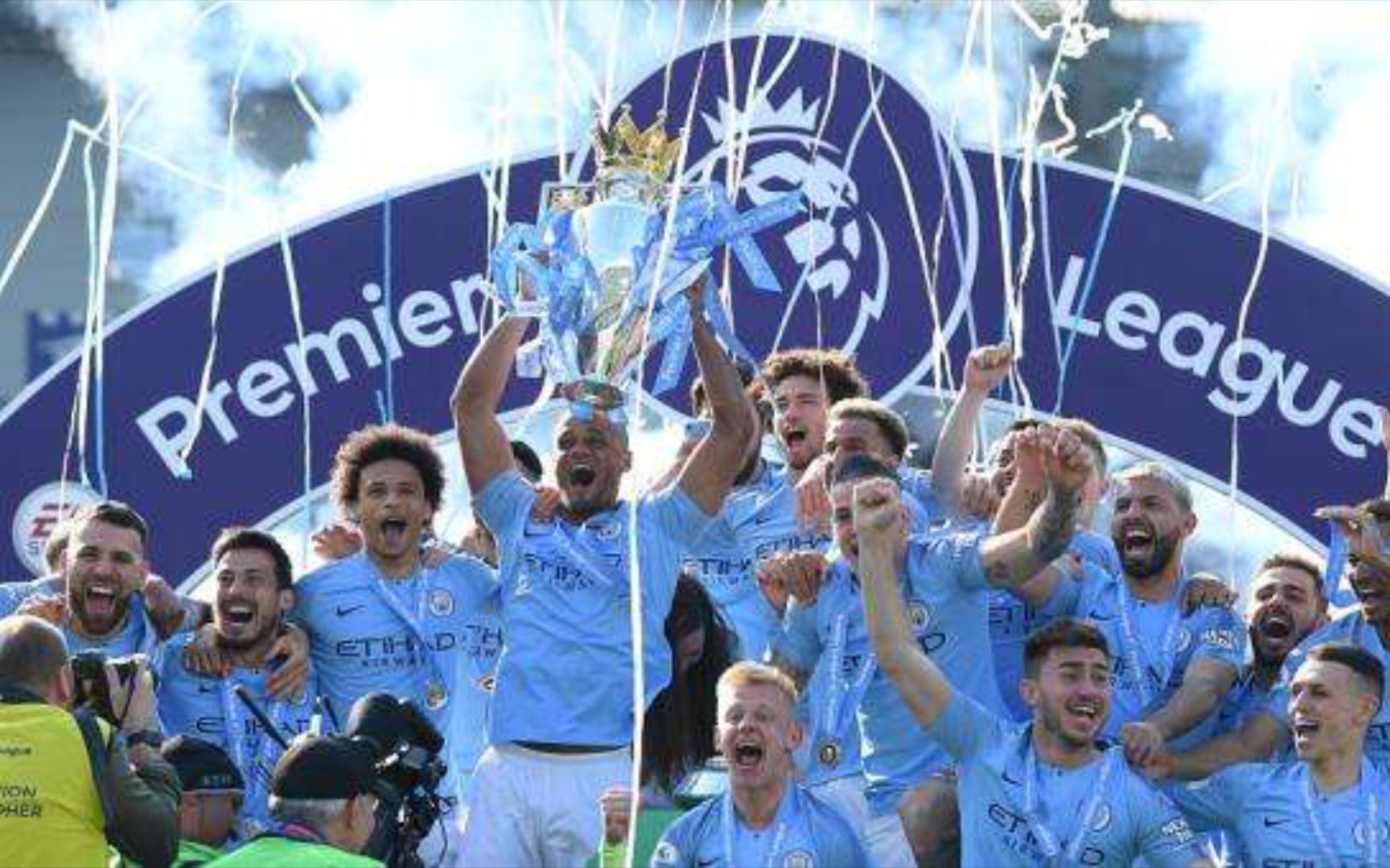 技中展现出 技中展现出